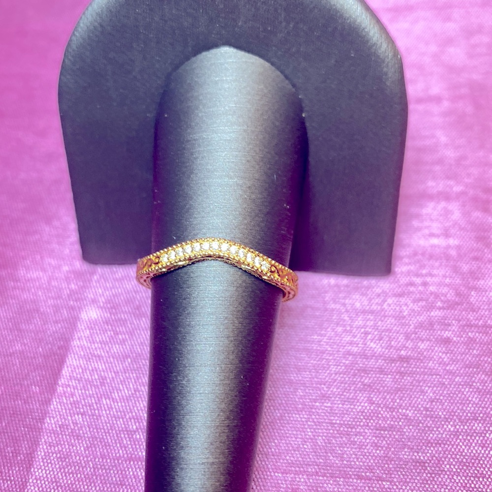 Bella Luce White Diamond Simulant Ring - Picture 5 of 12